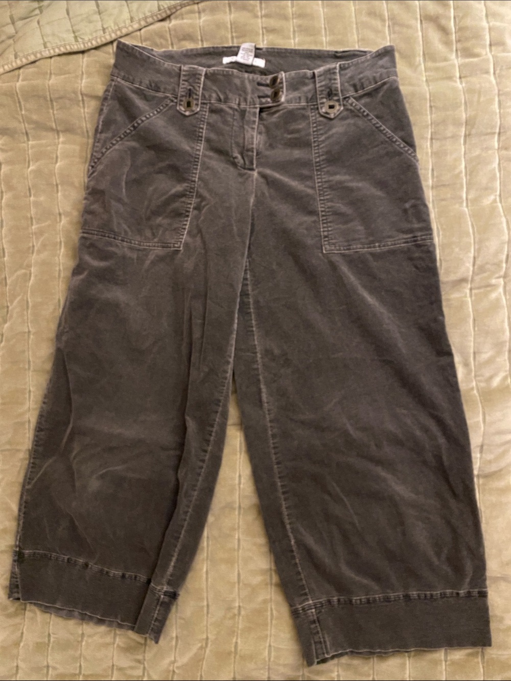 CAbi Women's Cropped Corduroy Capris in Charcoal